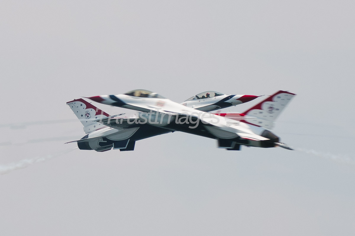Lockheed F-16CJ Fighting Falcon 92-3890 / 5 (cn CC-132) Thunderb